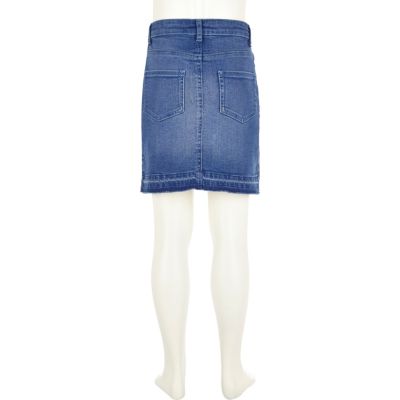 Girls mid blue wash buttoned denim skirt